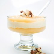 Apfelmus-Schicht-Dessert