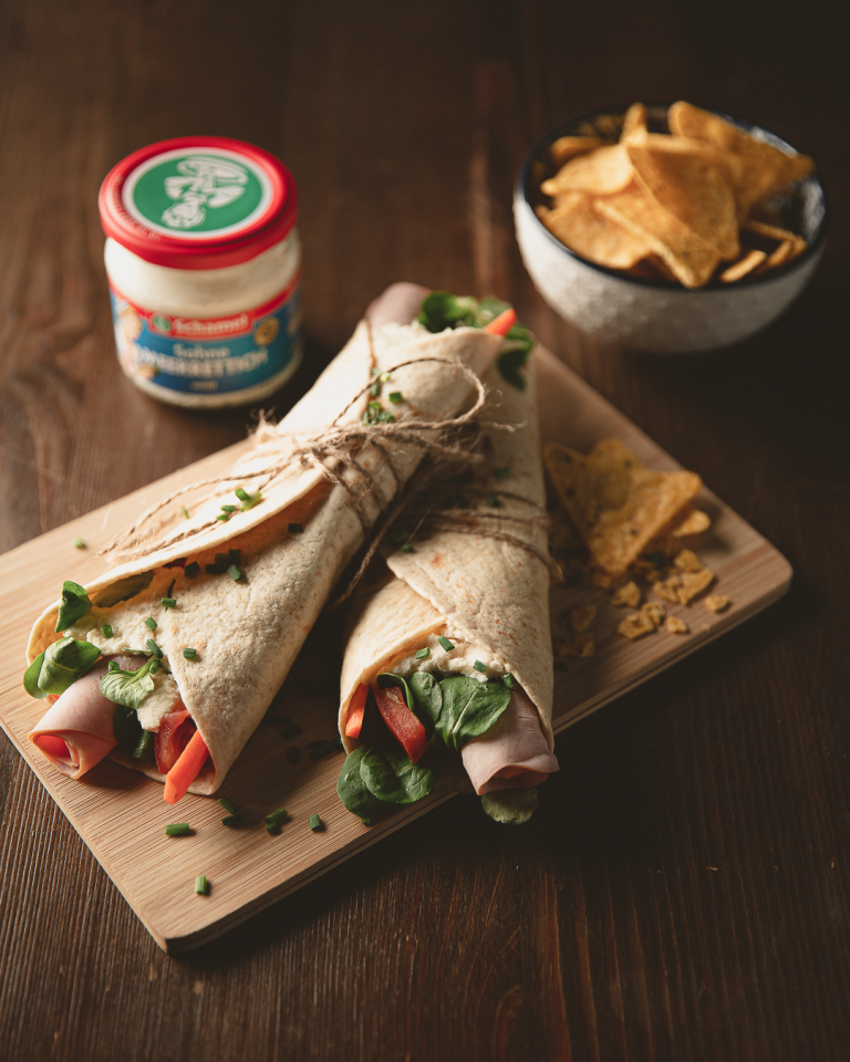 Schinken-Möhren-Wrap mit Meerrettich-Frischkäsecreme